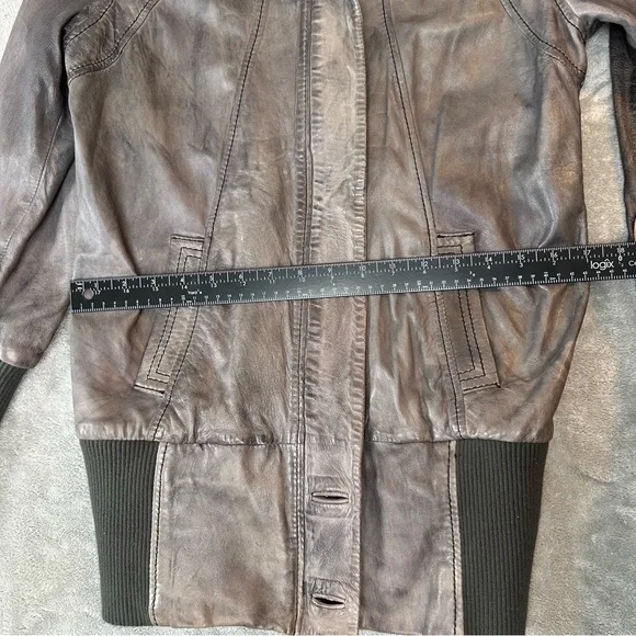 Women's Brown Leather Bomber Jacket with Ribbed Cuffs and Waistband - Picture 11 of 16